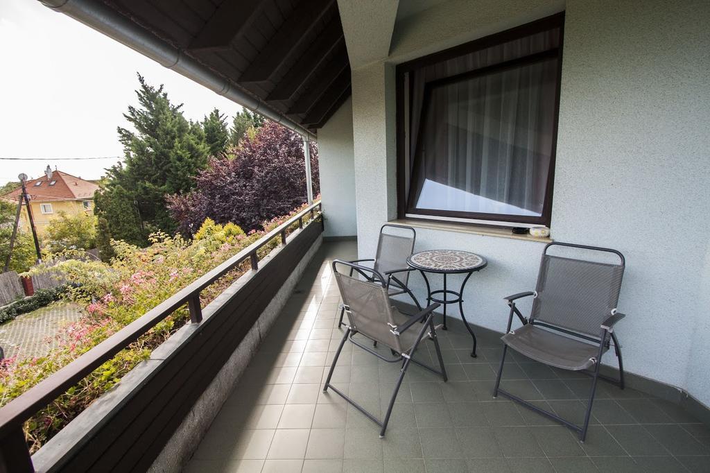 Dominika Apartman Hotel Budapest Exteriör bild