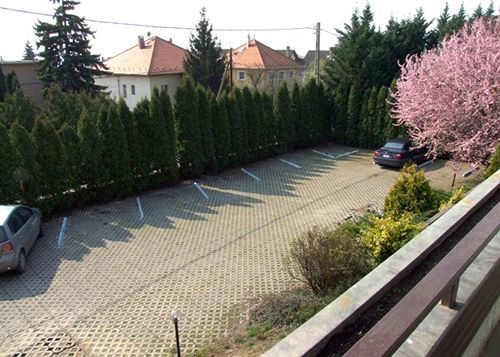 Dominika Apartman Hotel Budapest Exteriör bild