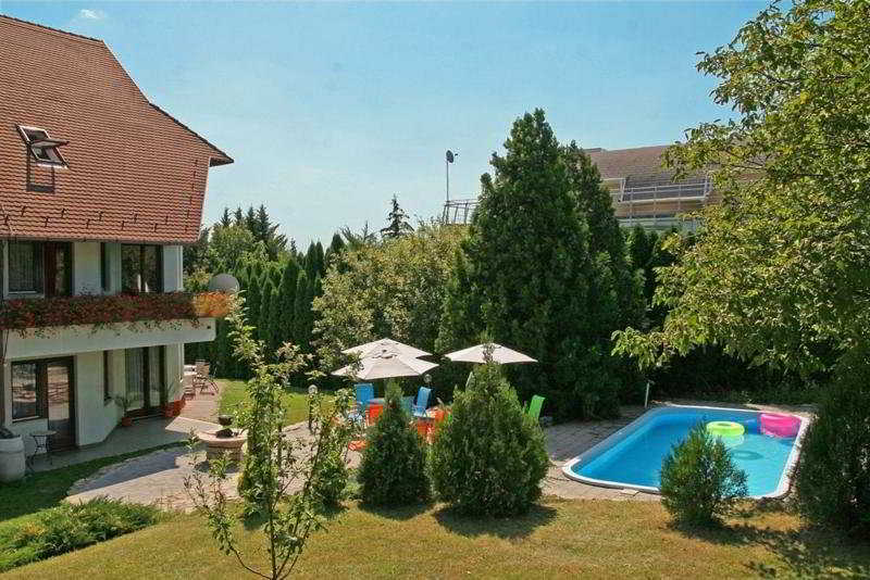 Dominika Apartman Hotel Budapest Exteriör bild